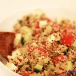 Quinoa Salat mit Avocado und Schafskäse
