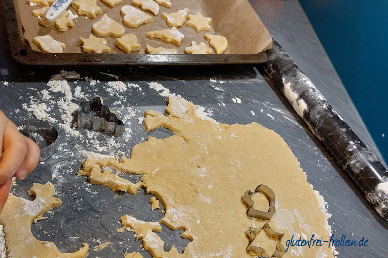 glutenfreie Plätzchen_ausgestochene Plätzchen